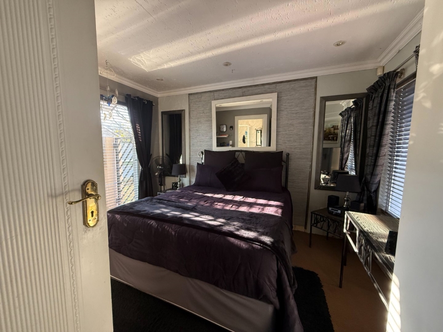 4 Bedroom Property for Sale in Melodie North West